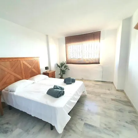 Gran Casa Luminosa Con Jardin Privado