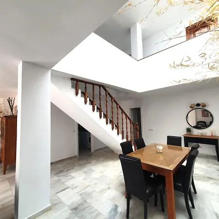 Gran Casa Luminosa Con Jardin Privado *